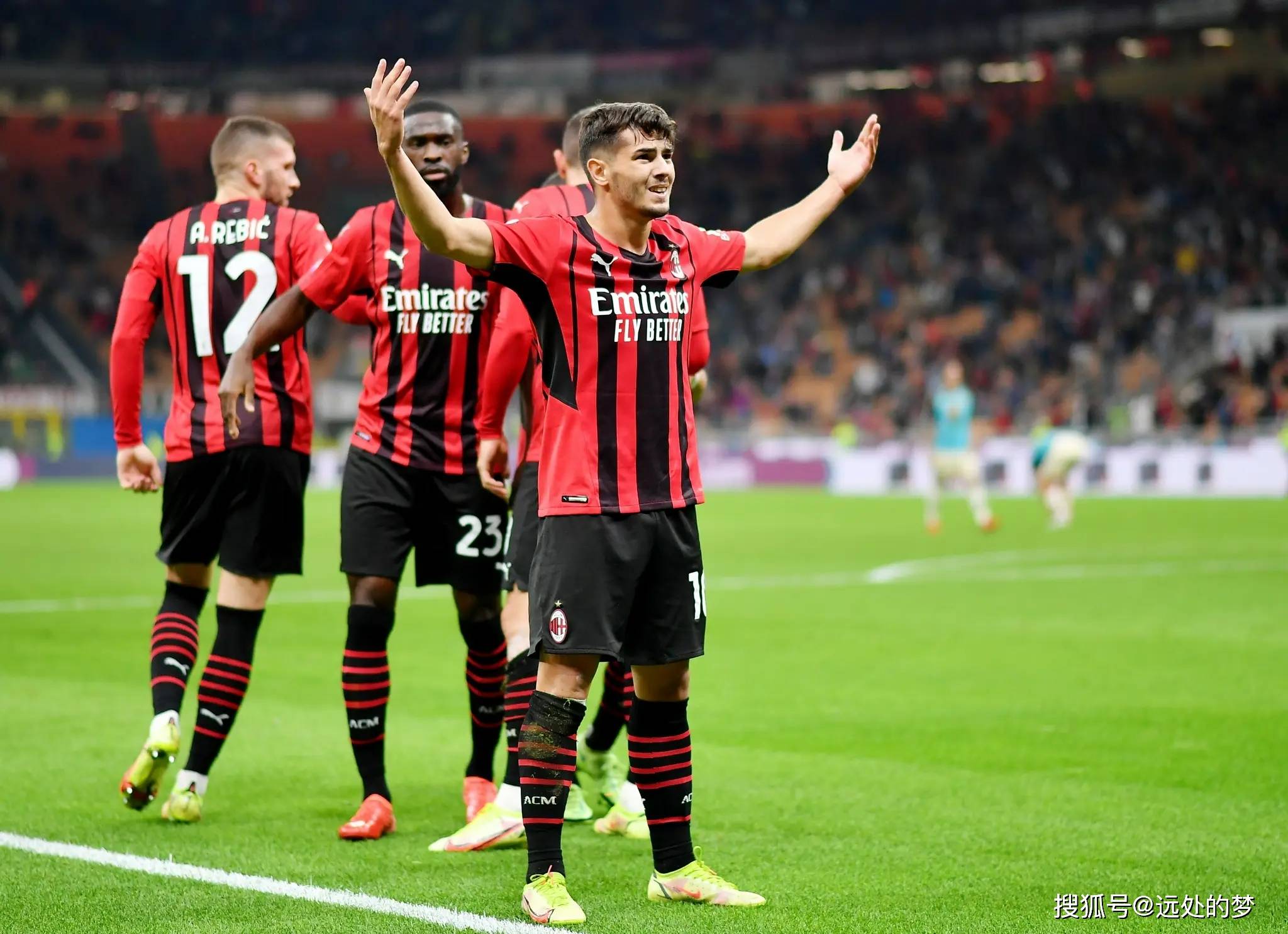 AC米兰客场遭遇不利，积分榜现缺憾