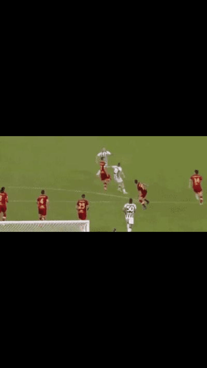 对手破门得分，球队瘫软防线