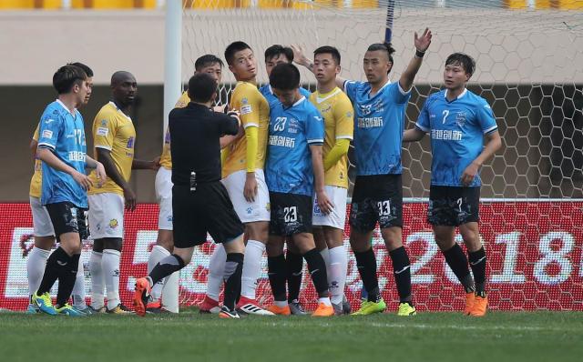 球队士气正旺，劲头十足备战的简单介绍