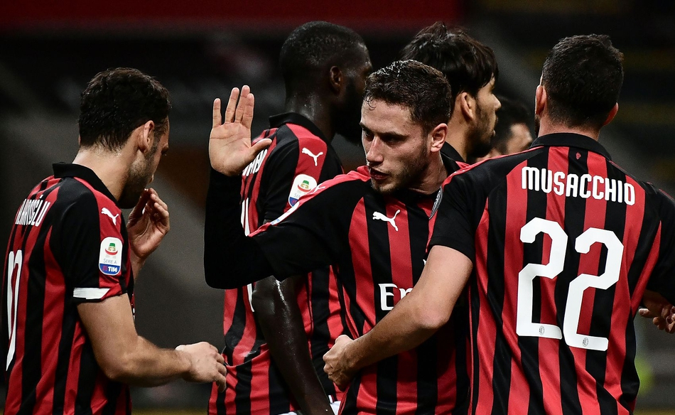 米兰体育竞技-包含萨索洛宣布引援计划，冲刺保级大业的词条