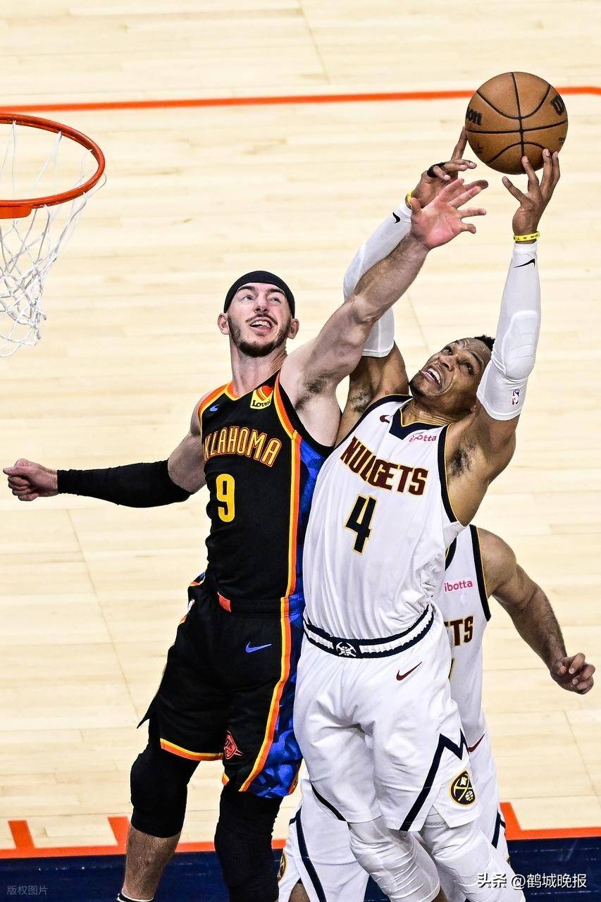 快船主场惨败开拓者,利拉德砍下40分的简单介绍 快船主场惨败开拓者,利拉德砍下40分的简单介绍