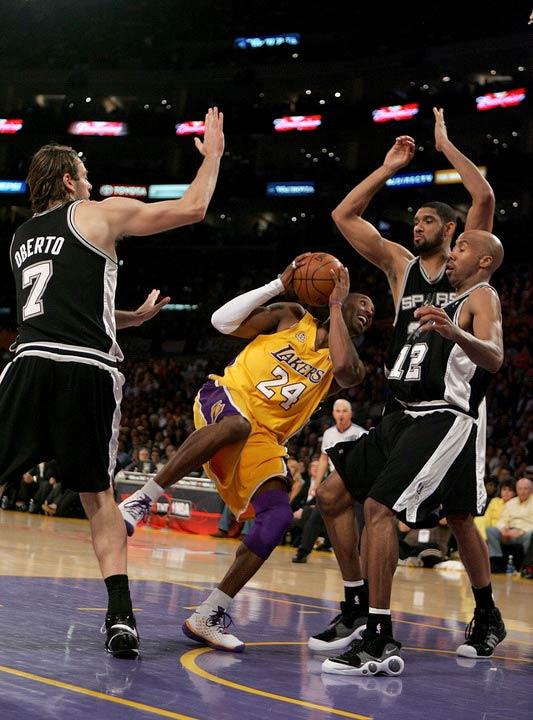 米兰体育娱乐-关于神奇表现，卫冕冠军再现辉煌的信息