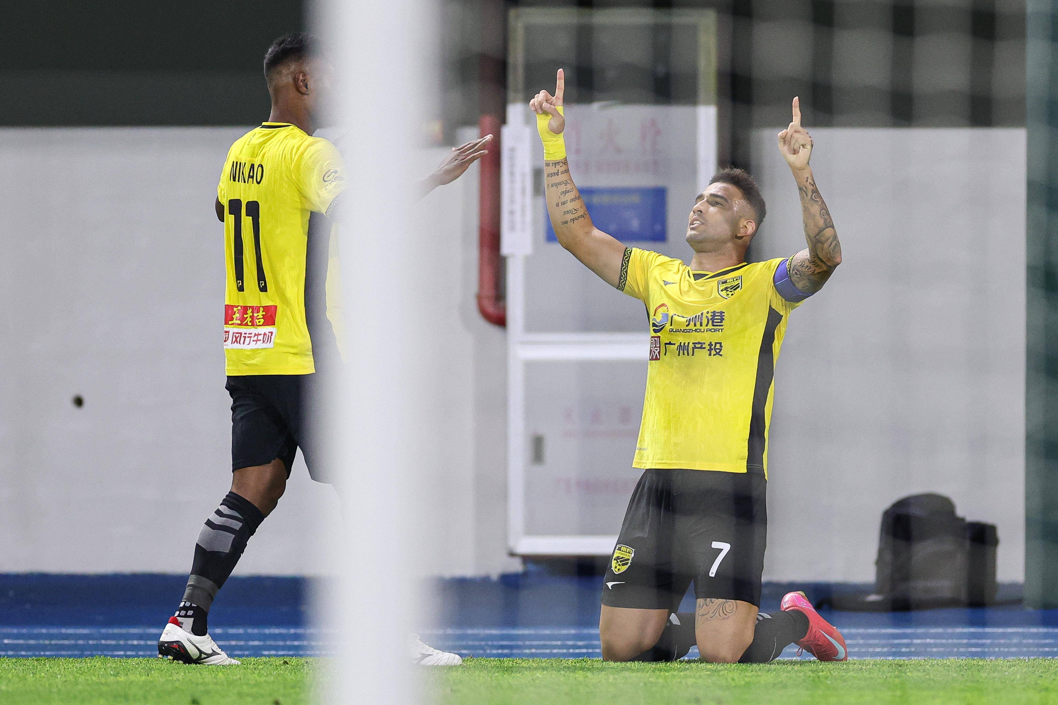 包含广州队主教练积极调整,力争取得胜利的词条 包含广州队主教练积极调整,力争取得胜利的词条