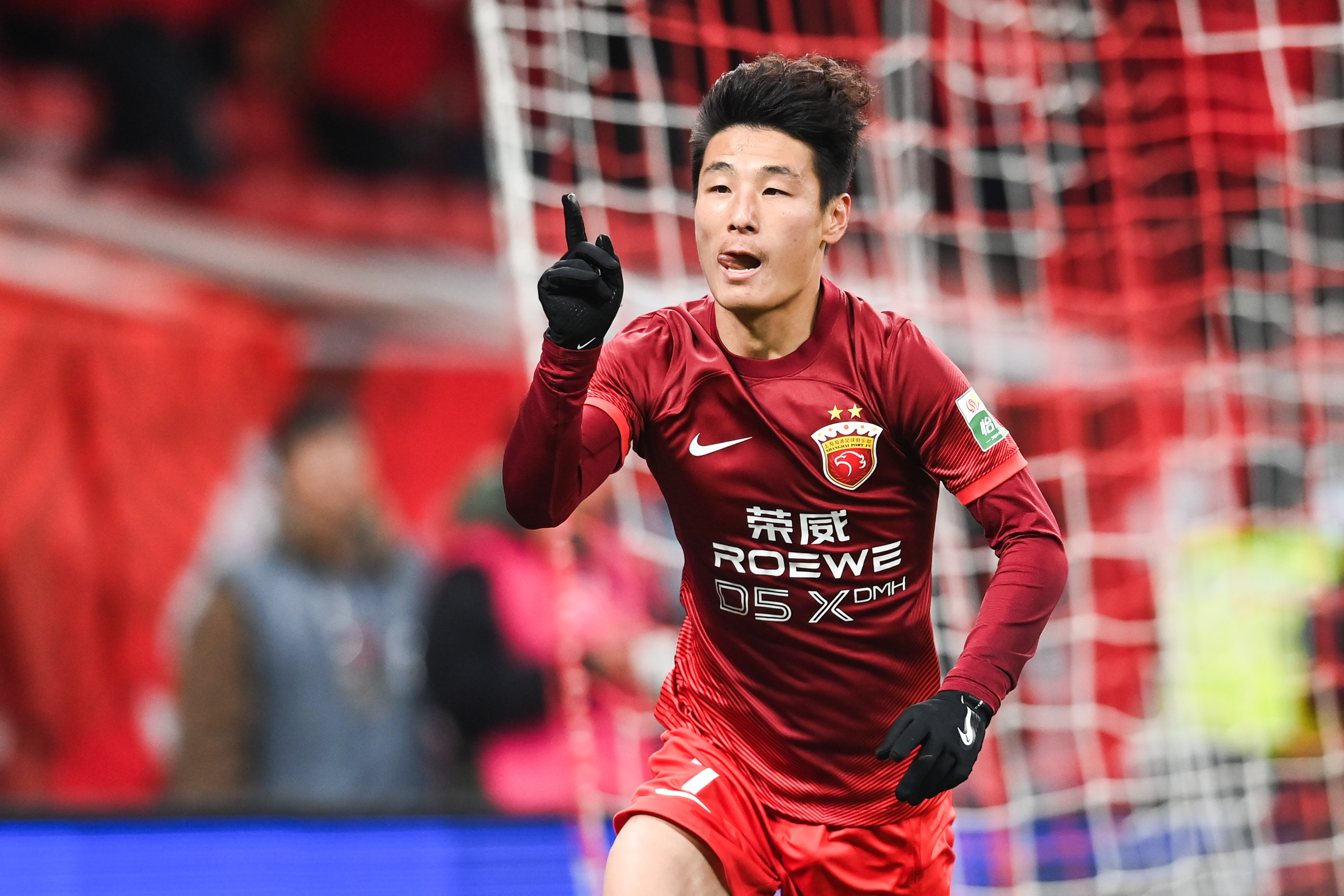 米兰体育新闻-包含匈牙利队力挫波黑，斯洛文尼亚队状态回升的词条