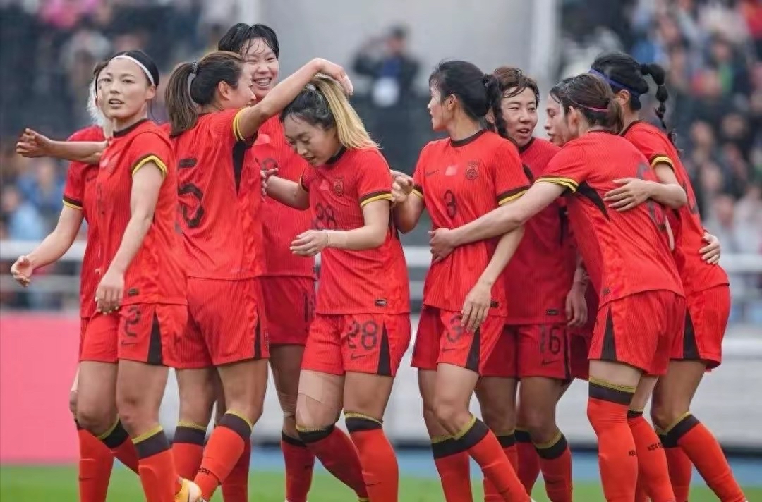 米兰体育投注-关于女足比赛再次落下帷幕，球员们为荣誉而战的信息