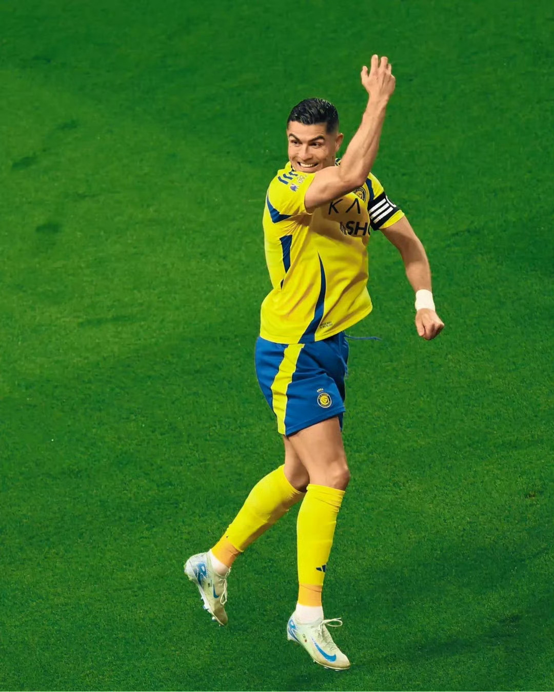 米兰体育网站-尤文图斯告捷！C罗破门帮助球队胜利