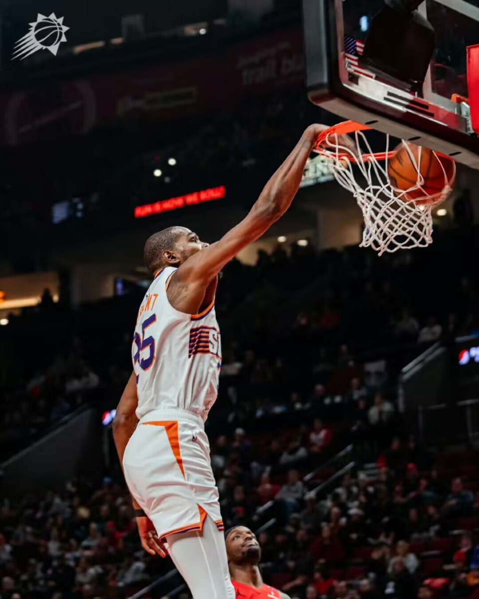 开拓者球队坚韧不拔，险胜强敌，晋级关键战的简单介绍