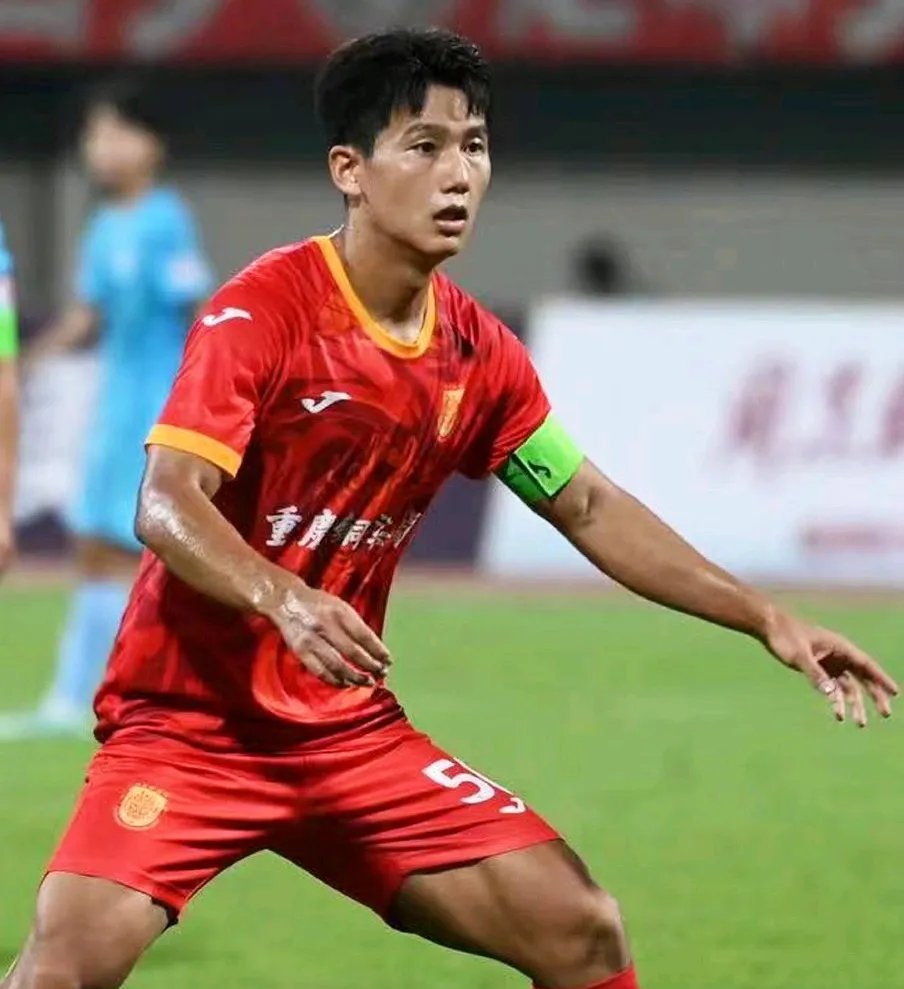 包含国内足球赛事中哪位教练备受赞誉?的词条 包含国内足球赛事中哪位教练备受赞誉?的词条