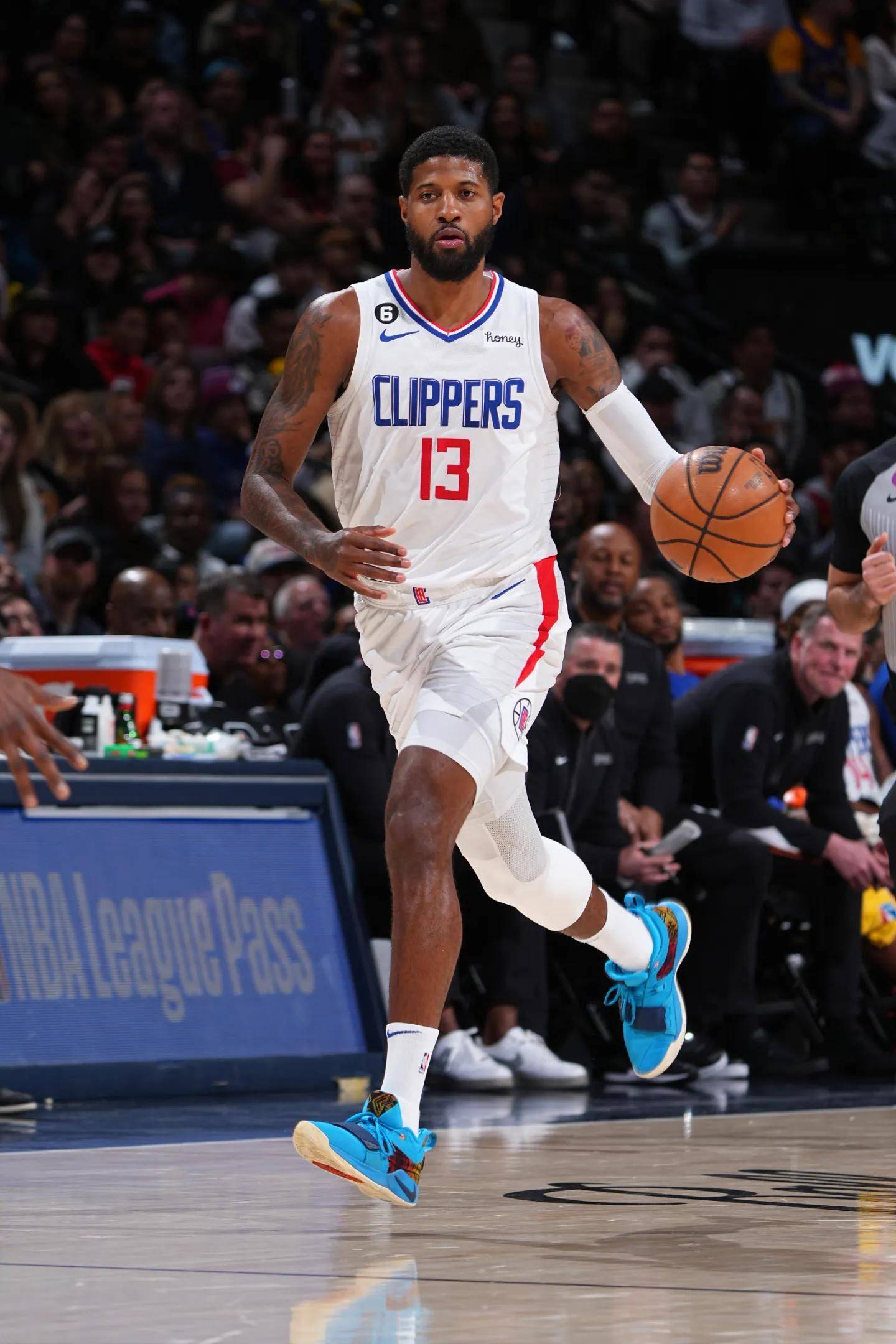 快船客场击败步行者，乔治状态火热的简单介绍