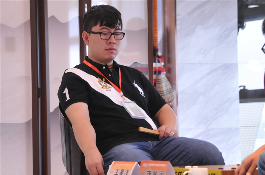 厦门队主将受伤，比赛成绩下滑