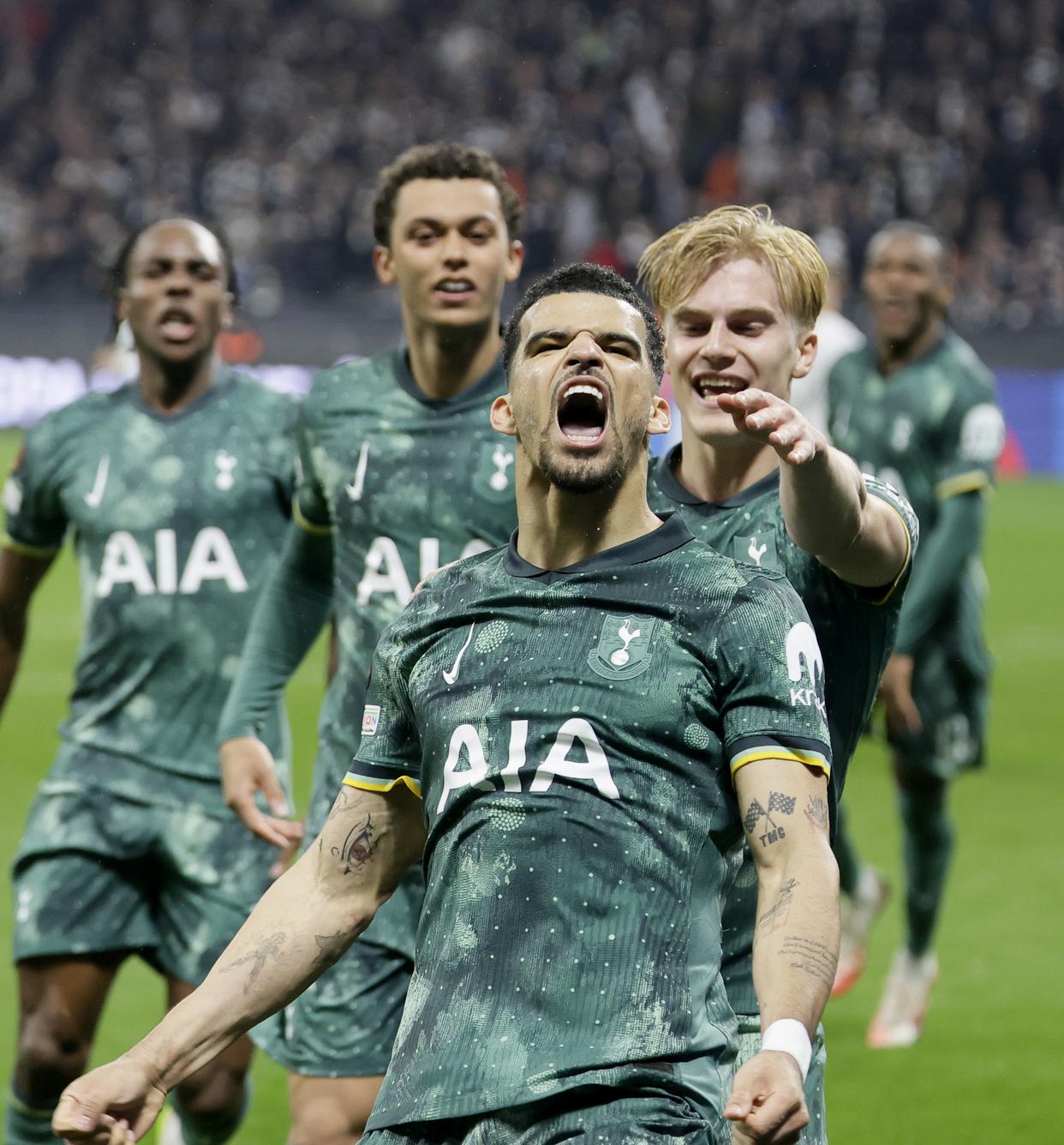 欧罗巴锦标赛中悍勇争锋，胜负难料局势激烈的简单介绍